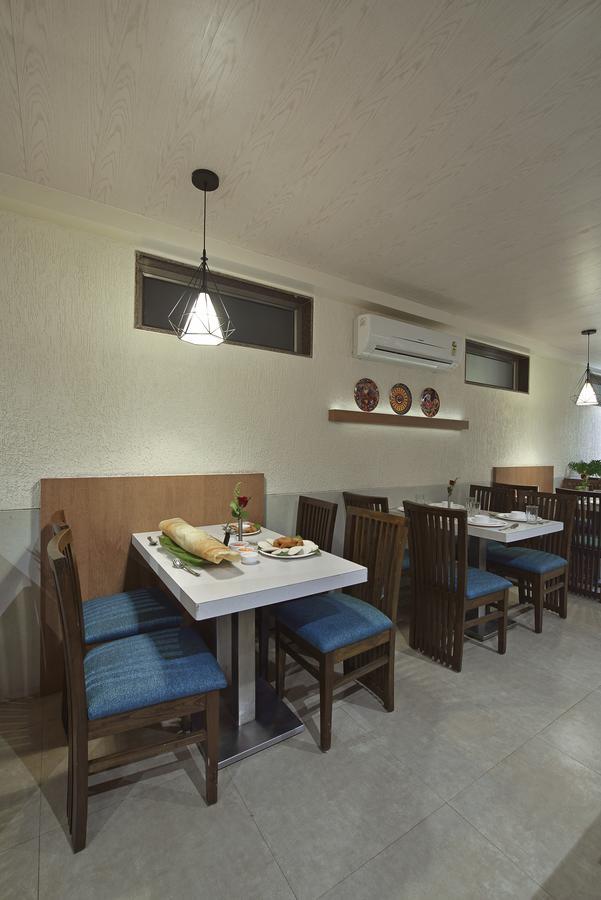 The Eastern Hotel Ankleshwar Eksteriør bilde